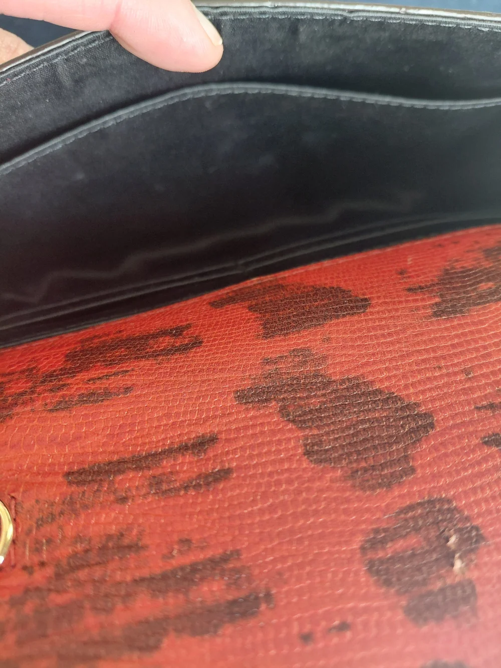 Henri Bendel Vintage Reddish Croc-Embossed Leather Clutch/Crossbody - Picture 5 of 11